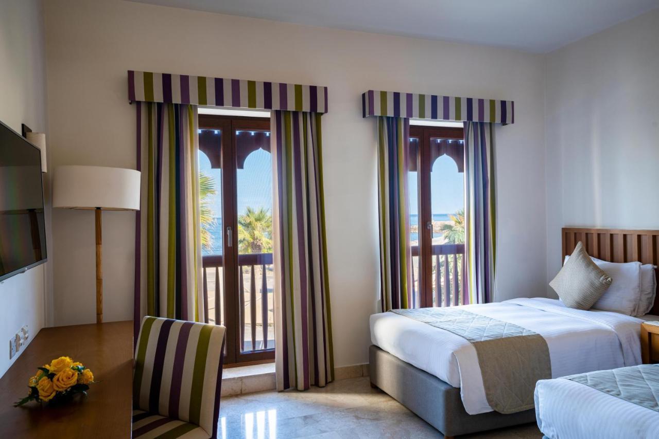 Sifawy Boutique Hotel As Sifah Bagian luar foto